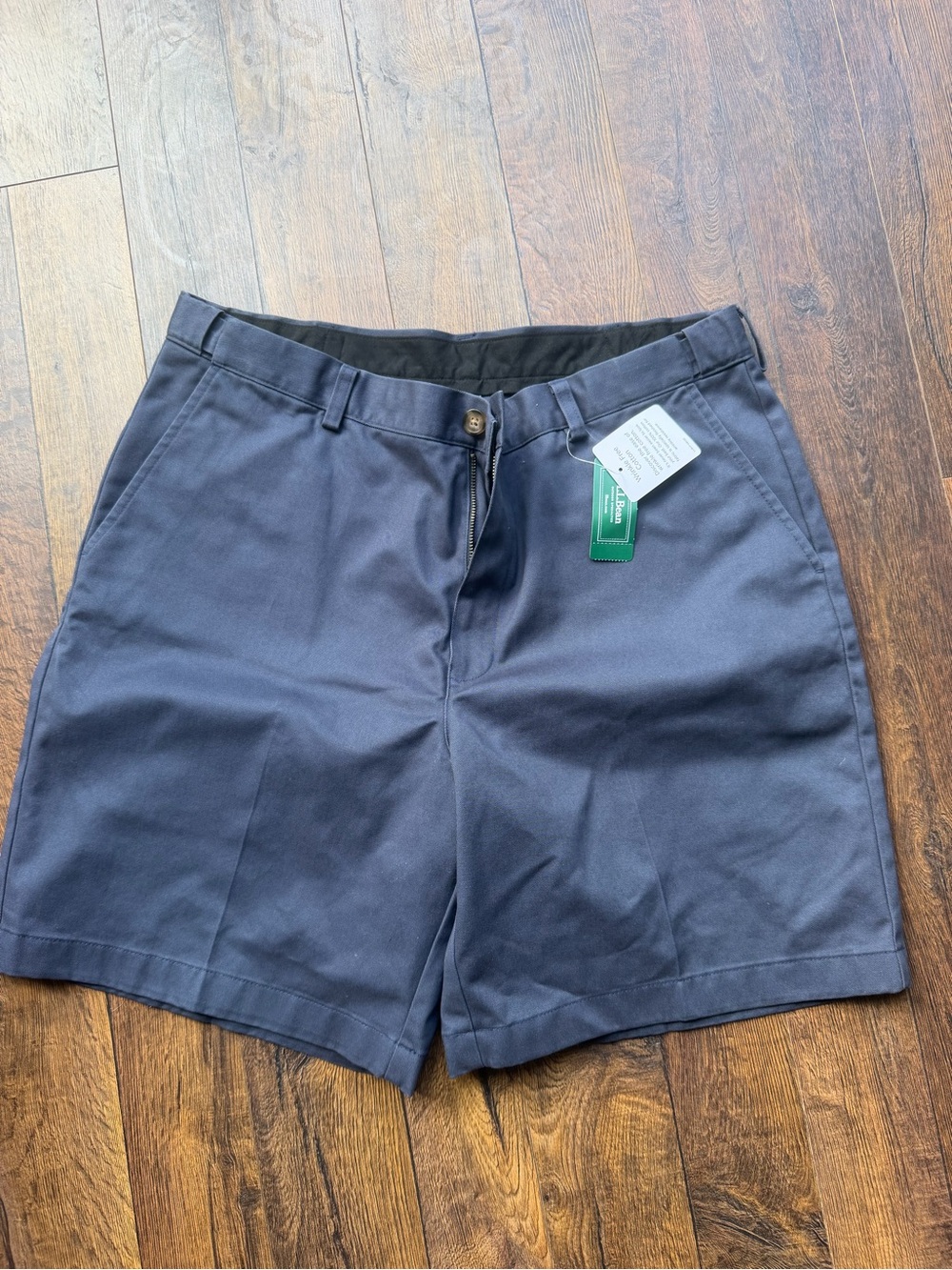 Men’s LLBean Navy Blue Casual Shorts with Tag